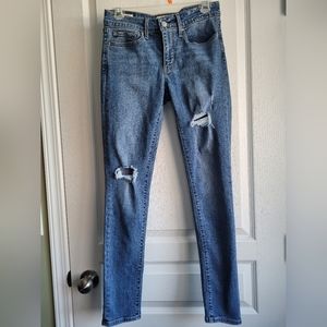 Levi's 711 Skinny